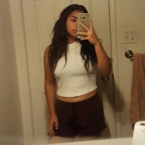 Meet your Posher, Evalina